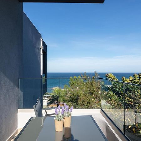 Pietra Di Mare Aparthotel Petres  Exterior foto